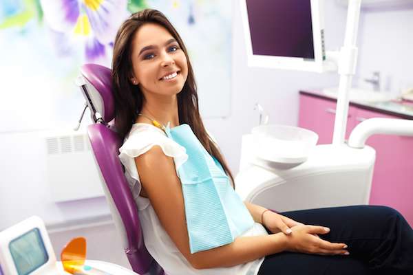 When Will Bleeding After a Tooth Extraction Stop from Aesthetic Smile Center of Pompton Plains in Pequannock Township, NJ